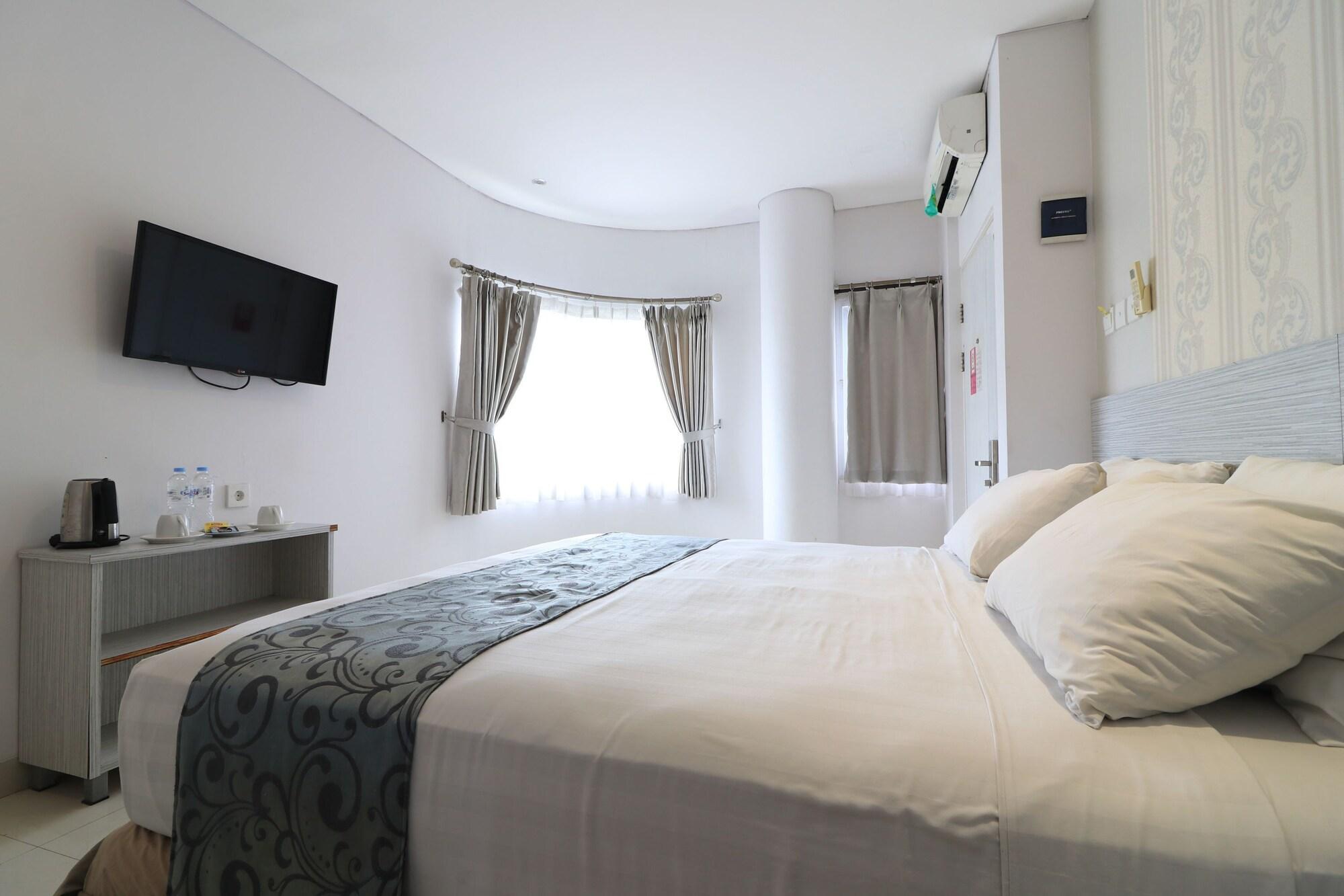 Kembang Hotel Cihampelas バンドゥン エクステリア 写真