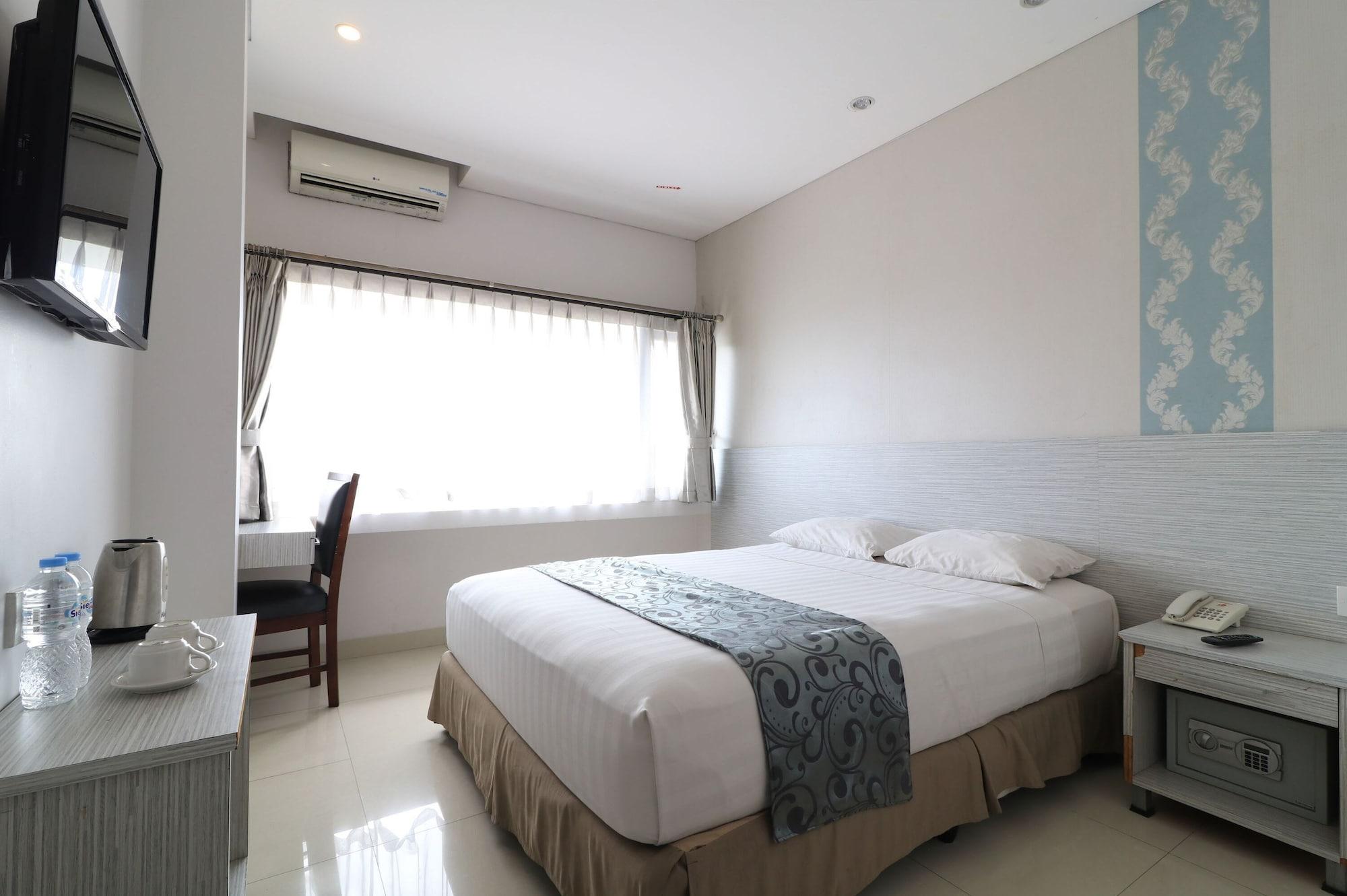 Kembang Hotel Cihampelas バンドゥン エクステリア 写真