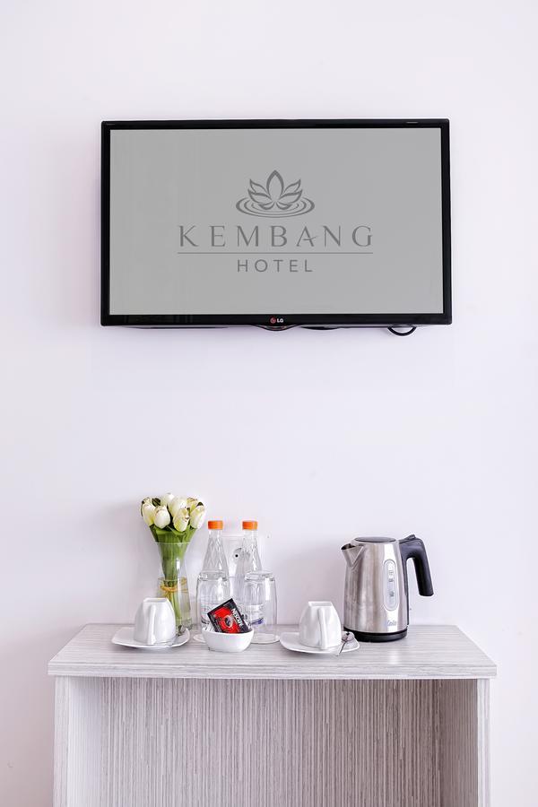 Kembang Hotel Cihampelas バンドゥン エクステリア 写真